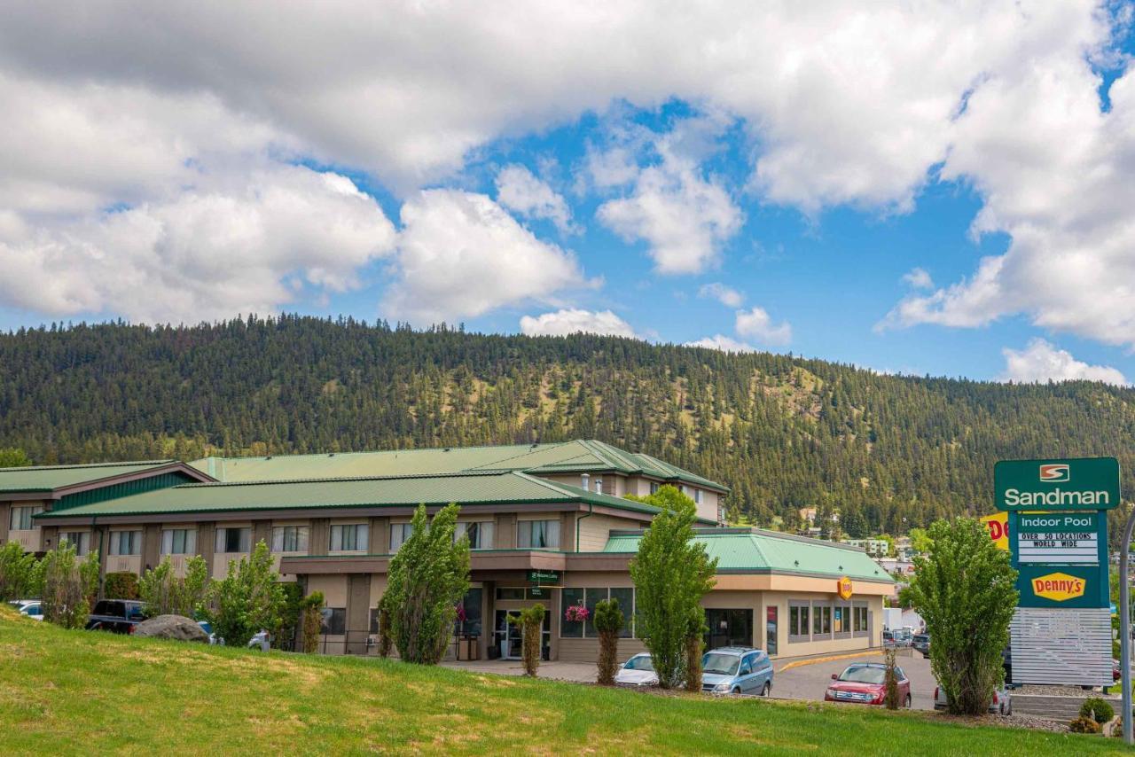 Sandman Hotel & Suites Williams Lake Exterior photo